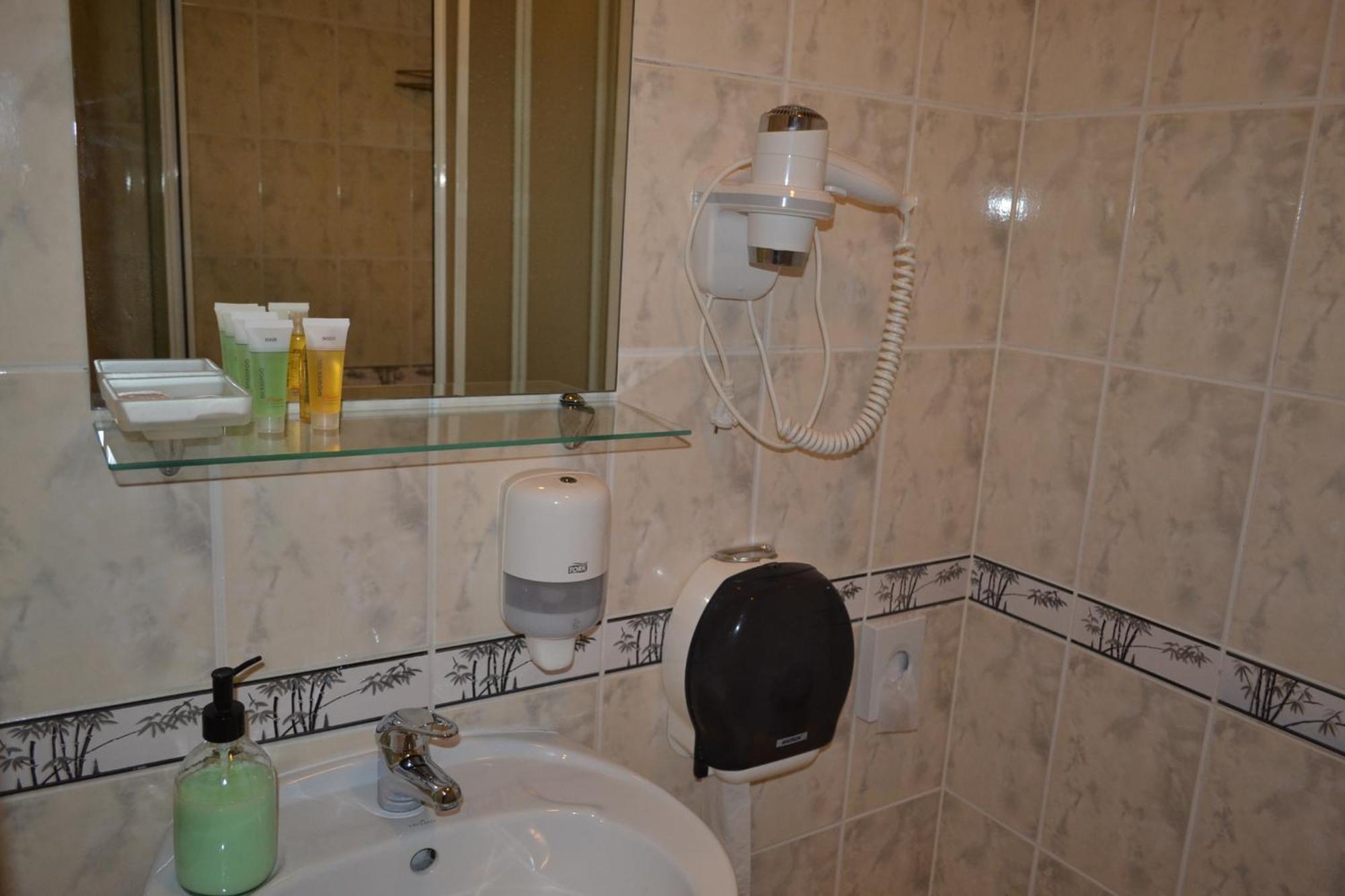 Hotel Yes Narva-Jõesuu Zewnętrze zdjęcie